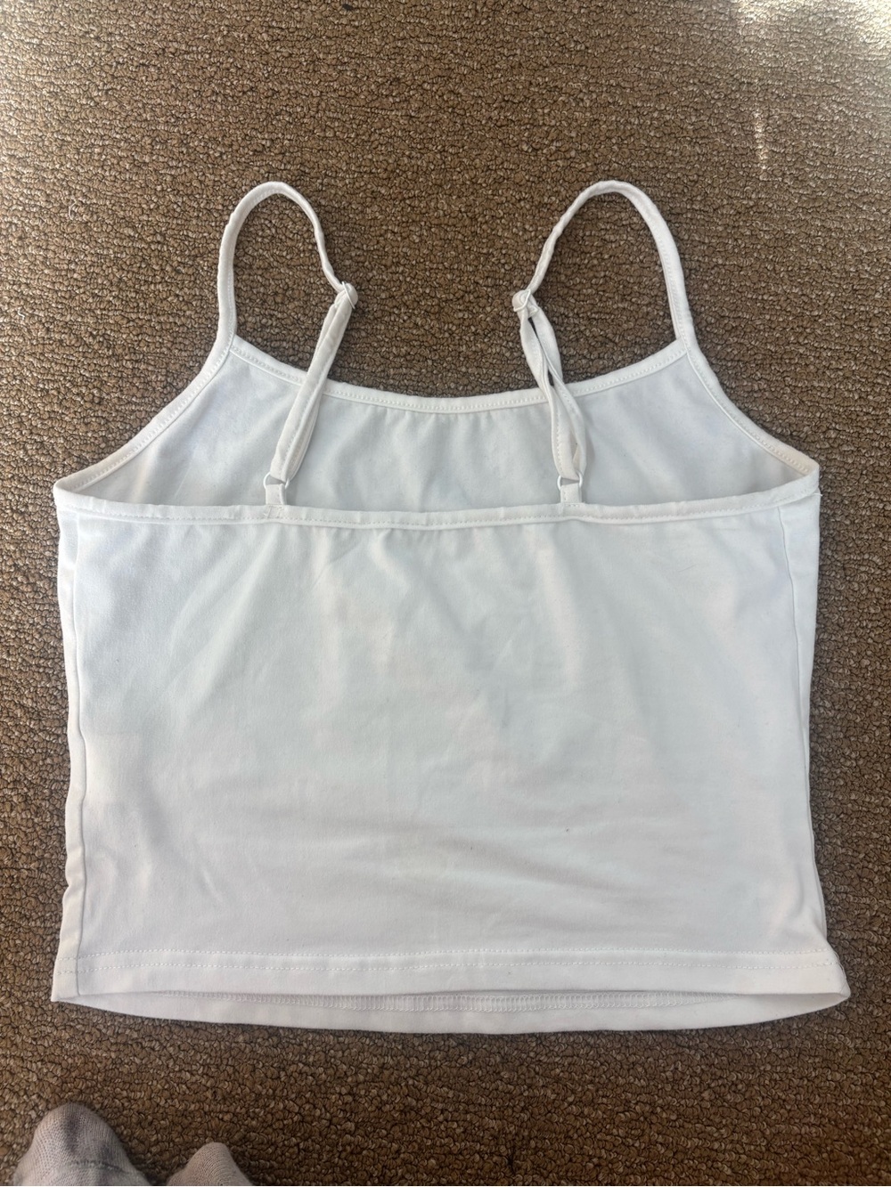 SHEIN White Spaghetti Strap Crop Top with Pink Star Graphic - Picture 3 of 4